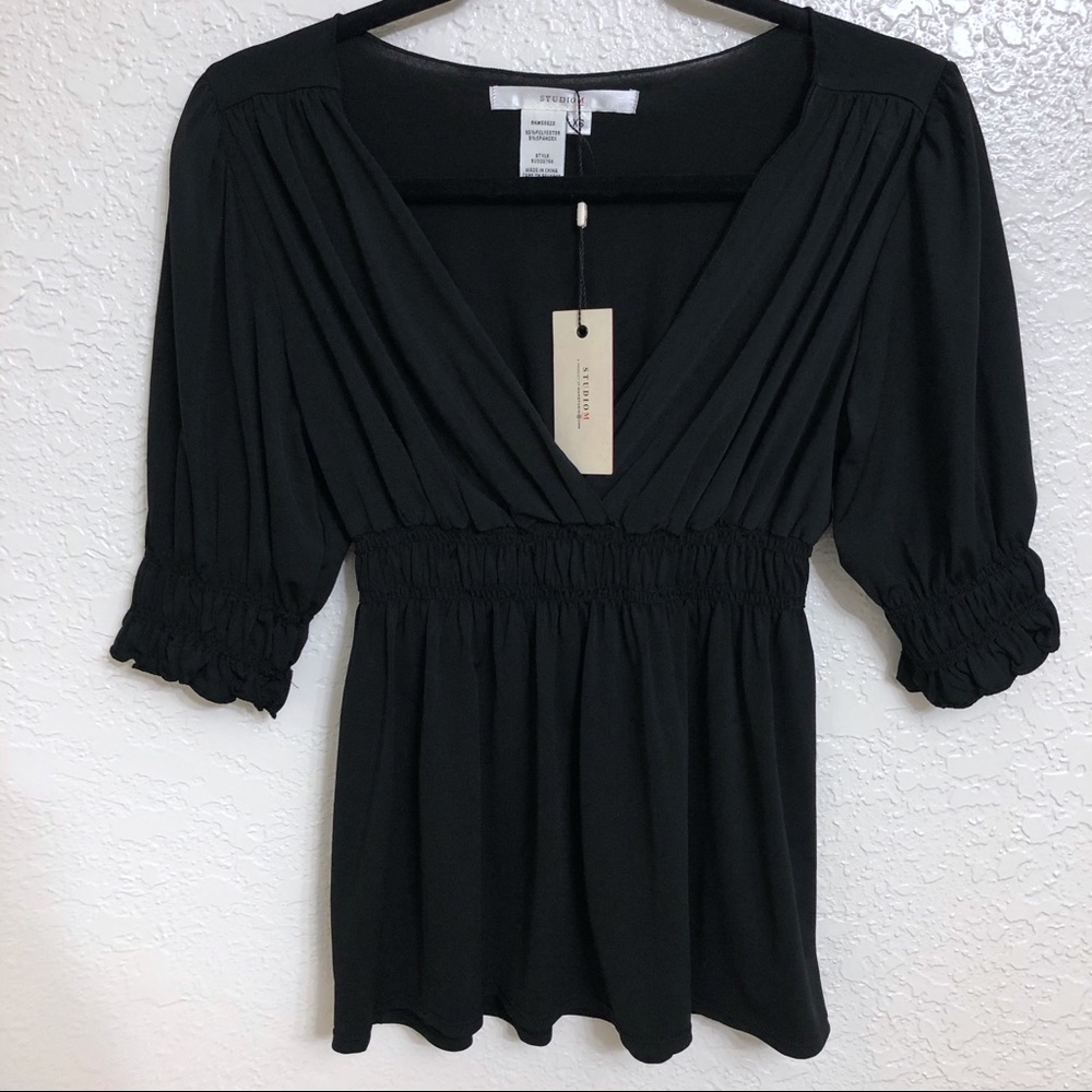 NWT Studio M Black Cinched Top